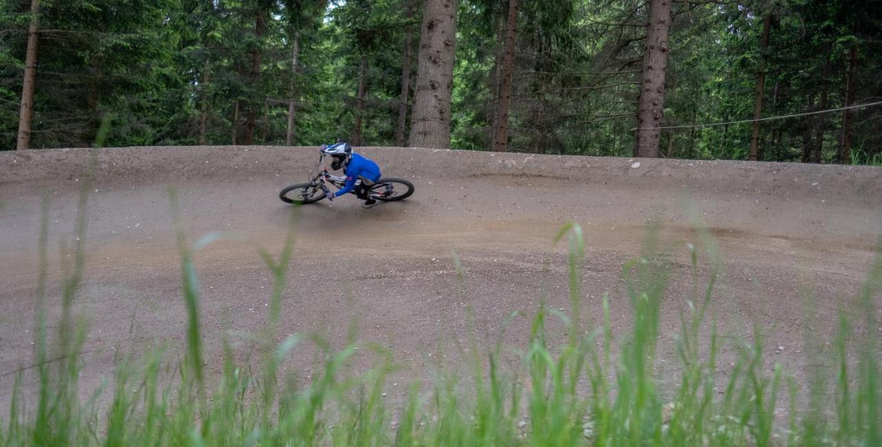 Weixl Schi&Bike Appartements-Bike In&Bike Out Neben Wexl Trails Bikepark Sankt Corona am Wechsel Extérieur photo